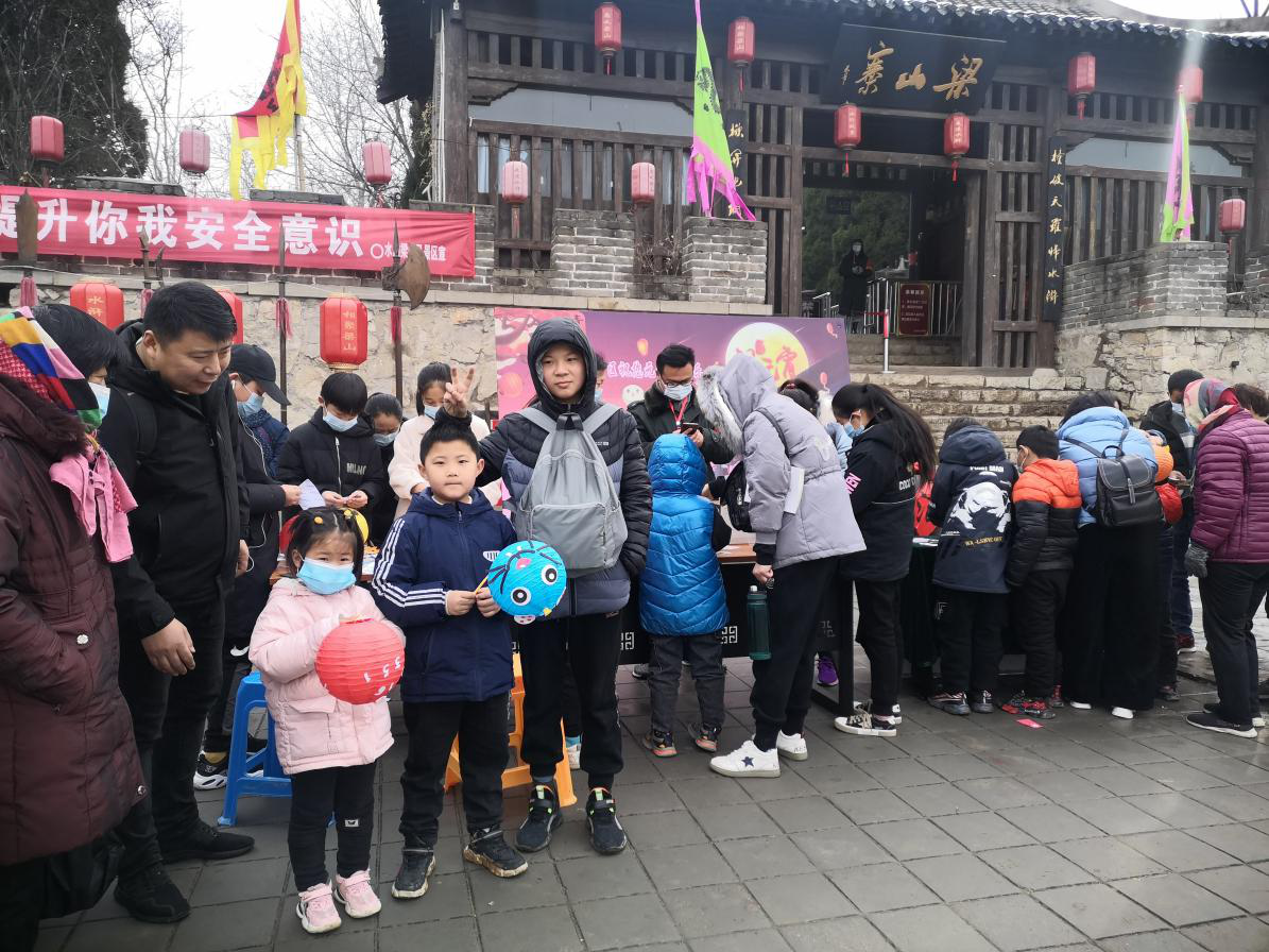 正月十五鬧元宵，梁山景區(qū)人氣高！